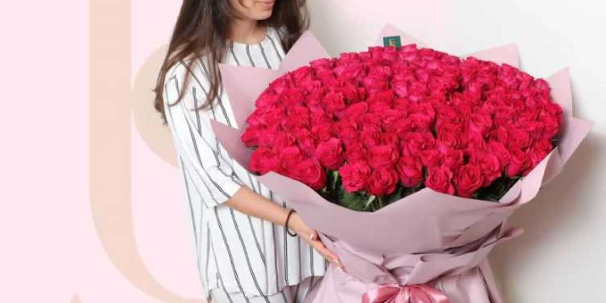 Petals of Luxury: Indulge in Premium Flower Delivery in the Heart of Dubai