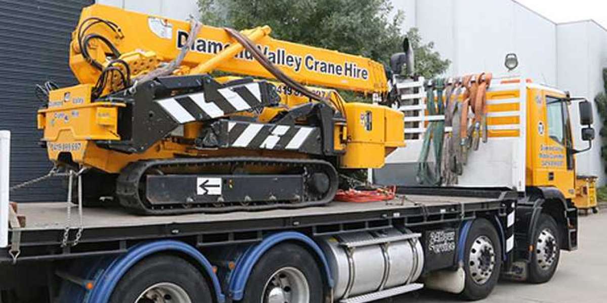 Smart Plant Hire Solutions for Heavy-Lifting Solar Projects