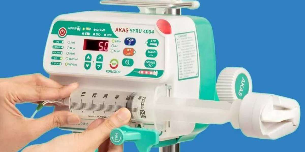 Comparing Manual and Smart Syringe Pumps: What Healthcare Providers Need to Know