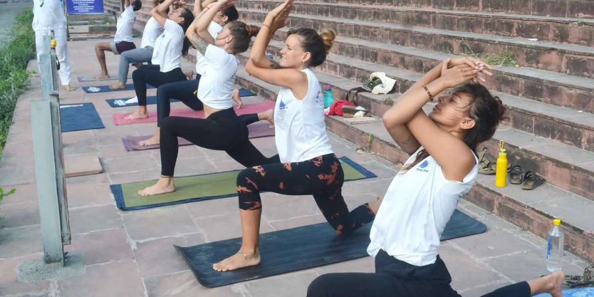 What Is the Meaning of Soham? Exploring the Mantra of Inner Divinity