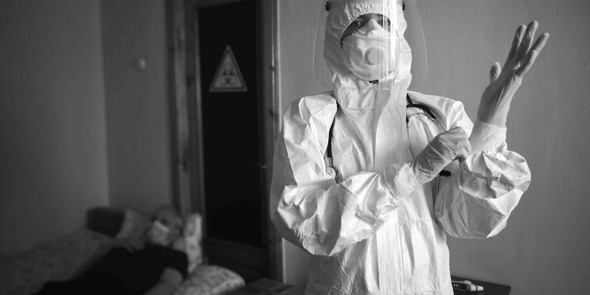 How We Helped a Family Safely Remove Asbestos from Their 1950s Home